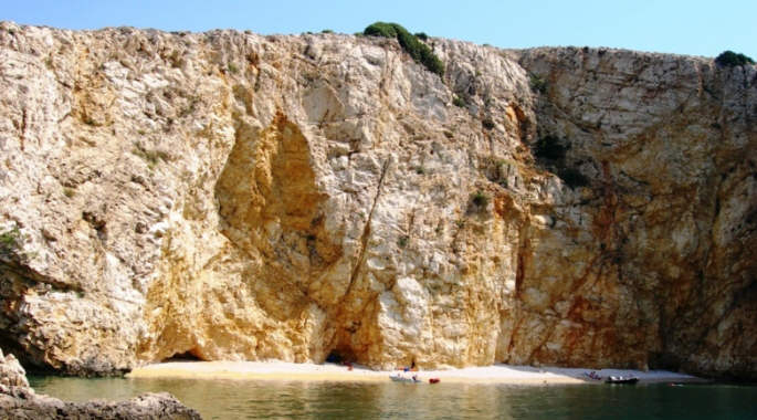 Golden Bay, Krk